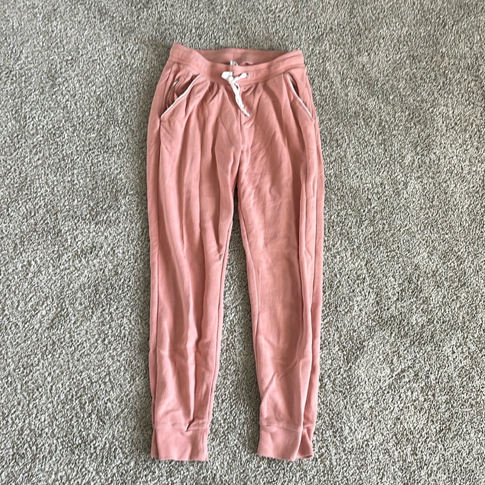Fabletics pink sweatpants/joggers with zippers